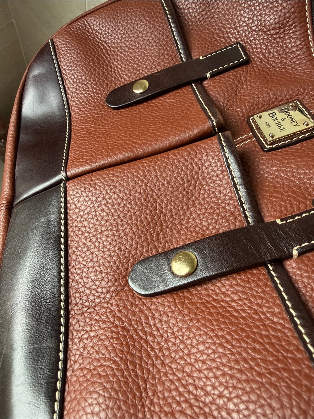 Dooney & Bourke Vintage Brown and Black Pebbled Leather Shoulder Bag - Picture 3 of 9